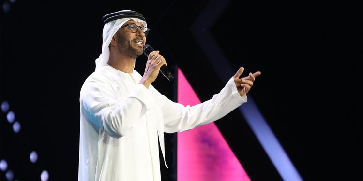 فايز السعيد يقدم أغنية زايد وراشد على مسرح إكس فاكتور في عيد الاتحاد 1 فايز السعيد يقدم أغنية زايد وراشد على مسرح إكس فاكتور في عيد الاتحاد