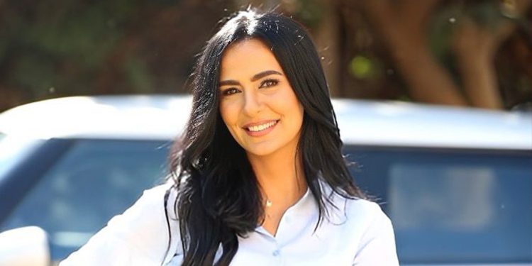هبة رسلان تختتم العام بأغنيتها الجديدة انزل بالدلع 1 هبة رسلان تختتم العام بأغنيتها الجديدة انزل بالدلع