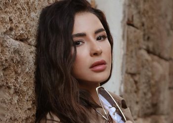 ماغي بو غصن تشوق الجمهور لمسلسل بالدم الى جانب نخبة من النجوم
