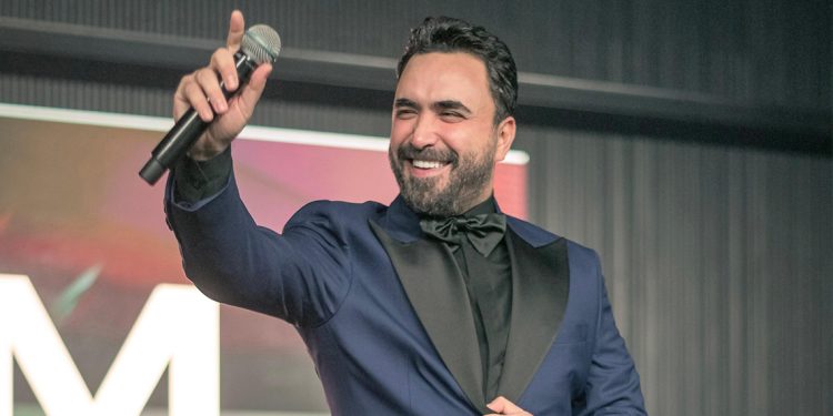 نادر الأتات استقبل العام الجديد بحفلين بين بيروت وجبيل 1 نادر الأتات استقبل العام الجديد بحفلين بين بيروت وجبيل
