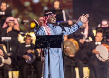 راشد الفارس يفتتح اول حفلات موسم الرياض للعام 2025 بحضور كبير