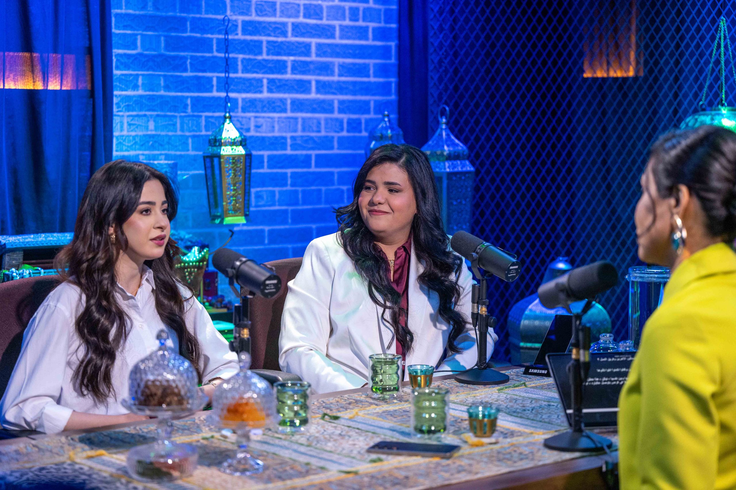 6 SHAHID BEHIND THE SHEEN WITH LUBNA ABDEL AZIZ MIRAL MOSTAFA AND AMNA ZAHRANY scaled