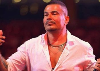 تطور جديد في قضية صفع عمرو دياب لمعجب
