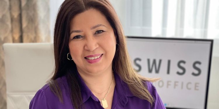 تعرف على إلهام برنيشي.. المرأة المغربية الطموحة في المحافل الدولية 1 تعرف على إلهام برنيشي.. المرأة المغربية الطموحة في المحافل الدولية