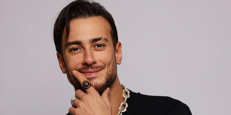 سعد لمجرد يتعرض لمشكلات بالسمع ويخضع لجراحة في الأذن 1 سعد لمجرد يتعرض لمشكلات بالسمع ويخضع لجراحة في الأذن