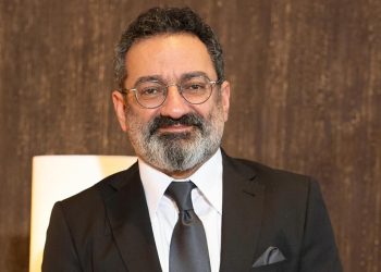 جورج خباز يصور مسلسلاً عالمياً في جزر الكاناري في إسبانيا