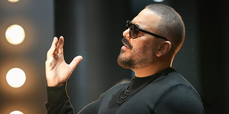رامي عياش يطلق اسمالله بطريقة مبتكرة 1 رامي عياش يطلق اسمالله بطريقة مبتكرة