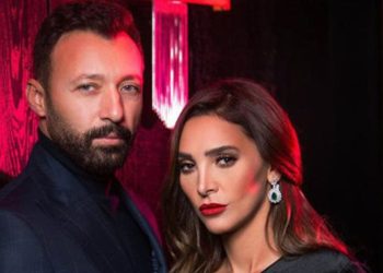 أميرة فراج تعلن طلاقها من أحمد فهمي بعد 24 سنة زواج وهكذا كان رده