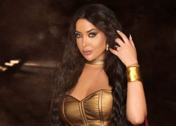 كاميليا ورد تصدر جديدها دلعني ولقاء حصري من الكواليس