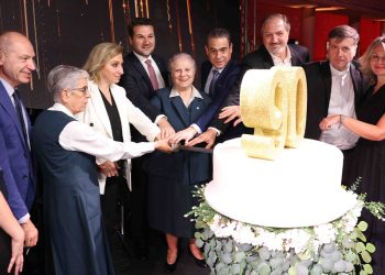 مدرسة القلبين الأقدسين السيوفي تقدّم ٩٠ منحة دراسيّة في عيدها التسعين