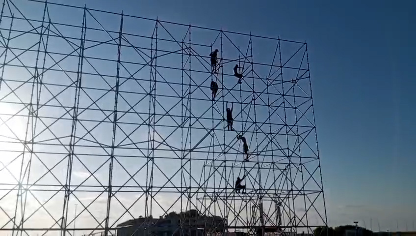 WhatsApp Video 2025 08 20 at 22.48.53 af4e9d78.mp4.00 00 34 11.Still002