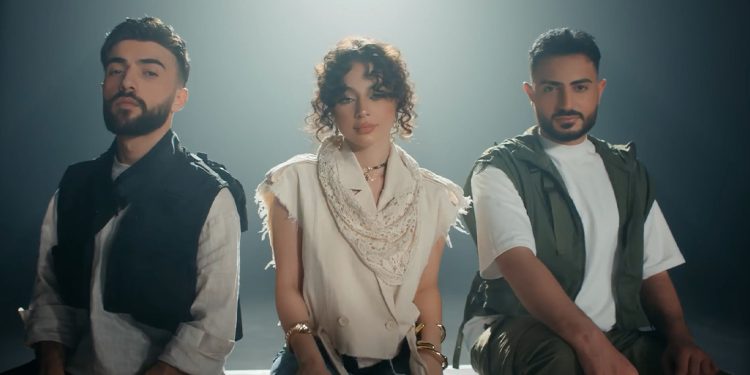 تريو غنائي يجمع بيسان إسماعيل وأمجد جمعة وفؤاد جنيد في علاش 1 تريو غنائي يجمع بيسان إسماعيل وأمجد جمعة وفؤاد جنيد في علاش