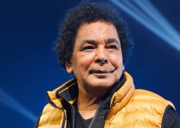 محمد منير يغادر الى ألمانيا مرة جديدة لأسباب صحية
