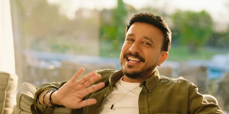 خلاص عملناها.. أغنية محمد المشعل الجديدة تحتفي بالحب والعائلة 1 محمد المشعل يترجم الحب إلى عائلة في كليب خلاص عملناها