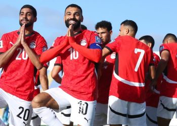هكذا احتفل المشاهير بتأهل مصر إلى المونديال
