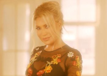نوال الزغبي تتوج رحلة ألبوم يا مشاعر بإصدار أغنية حب وتفاصيله