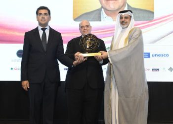 تكريم المنتج صادق الصبّاح في الملتقى الإعلامي العربي في بيروت