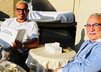 قصة حياة عمرو دياب تتحول الى رواية