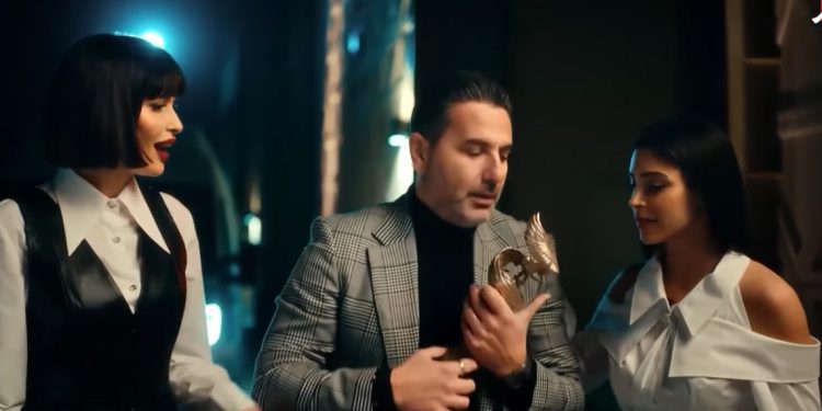 إعلان حفل "Joy Awards 2026" يكشف عن "ثلاثي التقديم" وضيف عالمي من العيار الثقيل 1 إعلان حفل "Joy Awards 2026" يكشف عن "ثلاثي التقديم" وضيف عالمي من العيار الثقيل