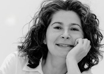 الفنانة التشكيلية اللبنانية كاترين كرم تعرض ابداعها في هونغ كونغ