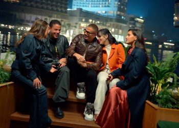 أولاد عمرو دياب الأربعة يجتمعون معه في إعلان رمضاني