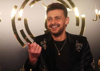 رامز جلال يوقع نجوم الفن والرياض في مقلب رمضان الجديد