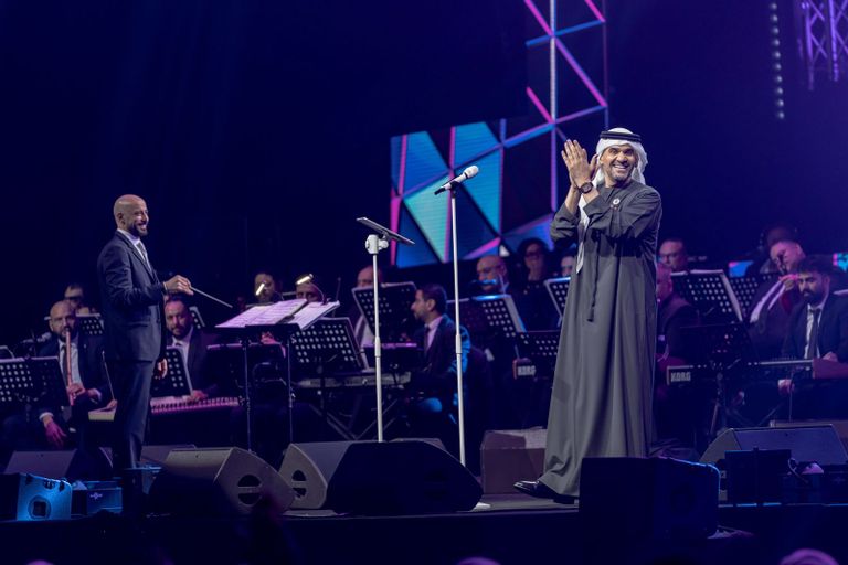 حسين الجسمي يشعل المسرح بحفل كامل العدد في أبوظبي 3 205 234604 hussain aljassmi abudhabi eid concert 3