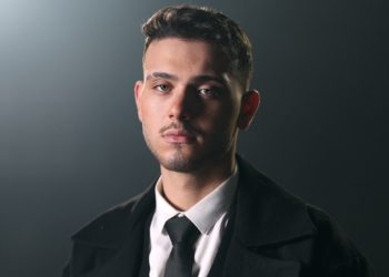 الشامي يؤجّل إصدار ألبومه الأول تضامنًا مع لبنان