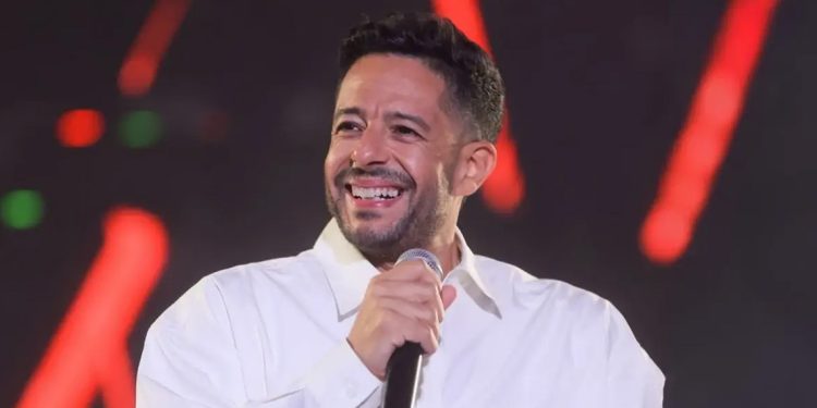 حماقي يستعد لطرح ألبومه الجديد بعد وضع اللمسات الأخيرة عليه 1 حماقي يساعد لطرح ألبومه الجديد بعد وضع اللمسات الأخيرة عليه