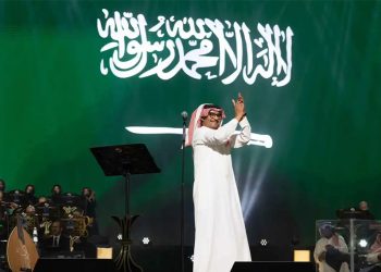 رابح صقر يشعل أجواء حفله مكتمل العدد في جدة