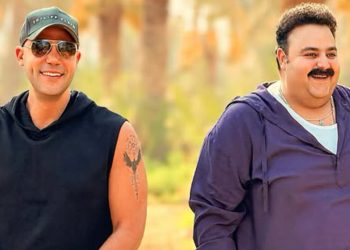 محمد إمام يحتفل مع جمهوره بنجاح فيلم صقر وكناريا 2 محمد إمام يحتفل مع جمهوره بنجاح فيلم صقر وكناريا
