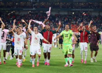 المغرب يتأهل لدور 16 بفوز تاريخي على هولندا في كأس العالم 3 المغرب يتأهل لدور 16 بفوز تاريخي على هولندا في كأس العالم