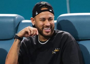 نيمار يستعد لإستقبال طفلته الثالثة بالتزامن مع مشاركته في كأس العالم