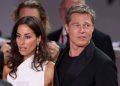 براد بيت وإينيس دي رامون يعلنان ارتباطهما رسمياً