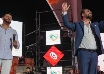 رؤوف ماهر ووائل جسار يصنعان الحدث في مهرجان بنزرت بسهرة “Sold Out” وديو تاريخي