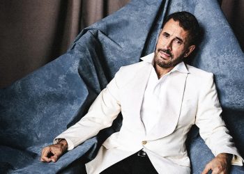 مفاجآت ألبوم كاظم الساهر الجديد.. ديو مع فنانة لبنانية