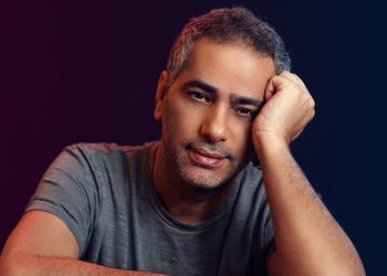 فضل شاكر يعود الى المسرح بحفل في السعودية ضمن موسم الرياض