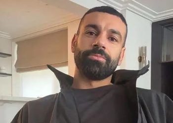 محمد صلاح يستقبل مولوده الثالث ويختار له هذا الإسم