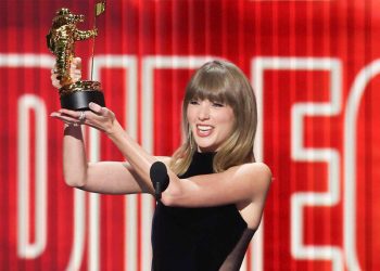 تايلور سويفت تتجاوز بيونسيه وتعيد رسم تاريخ جوائز MTV