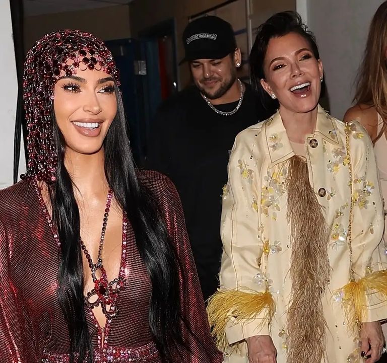 بالصور هكذا احتفلت كيم كارداشيان بعيد ميلادها الـ46 5 196 204504 kim kardashian 46th birthday 3